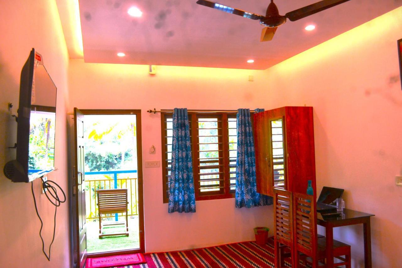 Arabian Nights Munnar Villa Exterior photo