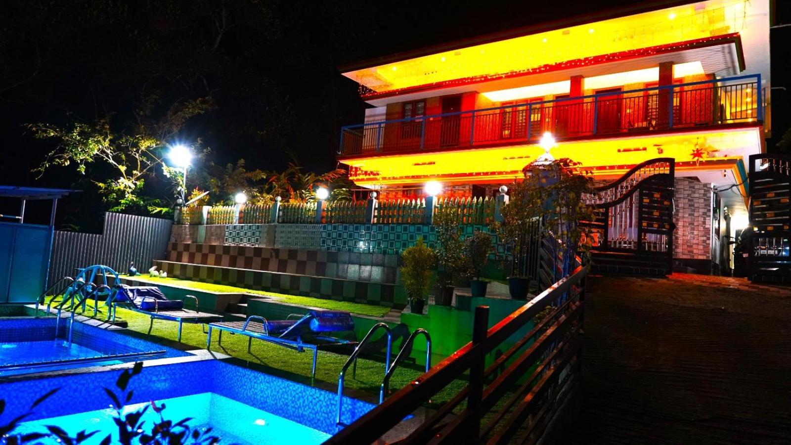 Arabian Nights Munnar Villa Exterior photo